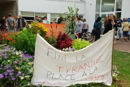 St Pierre du Perray manifestation du 16 sept 2011