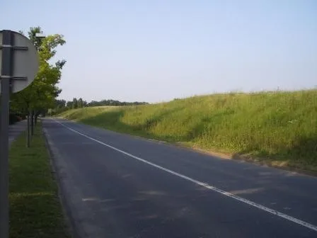 Photo 2 Avenue de la Tour Maury à St Pierre du Perray